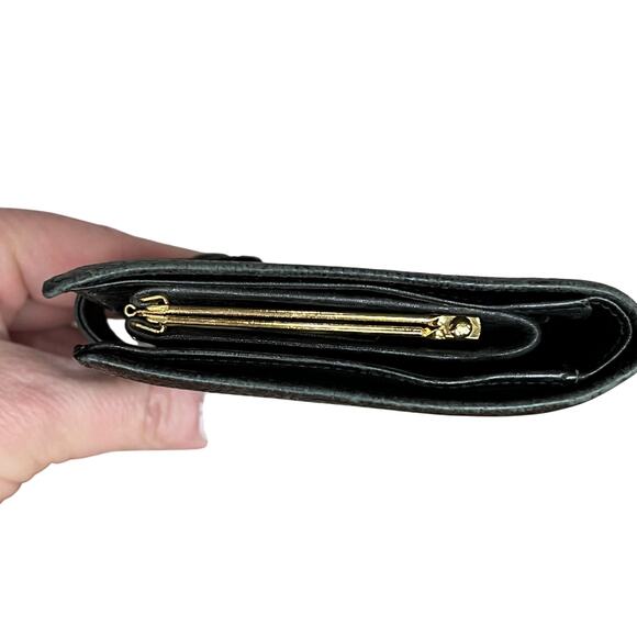 Chanel Black Caviar Long Wallet with kiss lock. - Picture 2 of 16